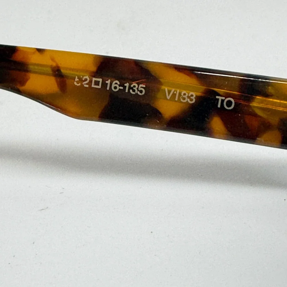 Vera Wang Tortoise Shell Eyeglasses Frames Women's Fashion 52 16 135‎ V183 21048